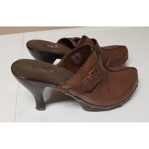 White Mt Womens Clog Brown Padded 100% Leather Studded Resin Heel Sz 8.5M PO Ex